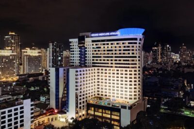 Bangkok, Thailand: Luxury 5-star Grand Mercure Bangkok Atrium from only US$45 / night / room (75% Off)